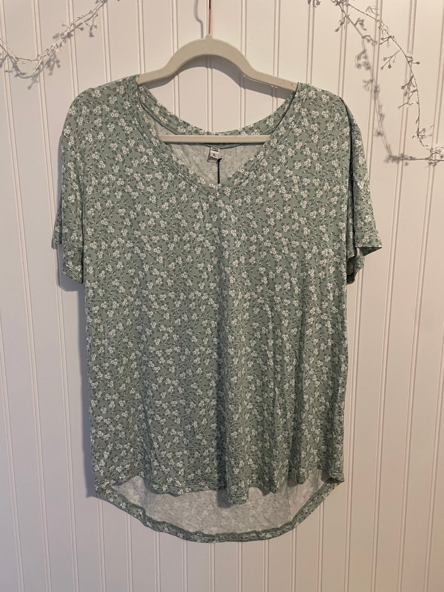 1XL "Closet" - Last One Left of Multiple Styles!