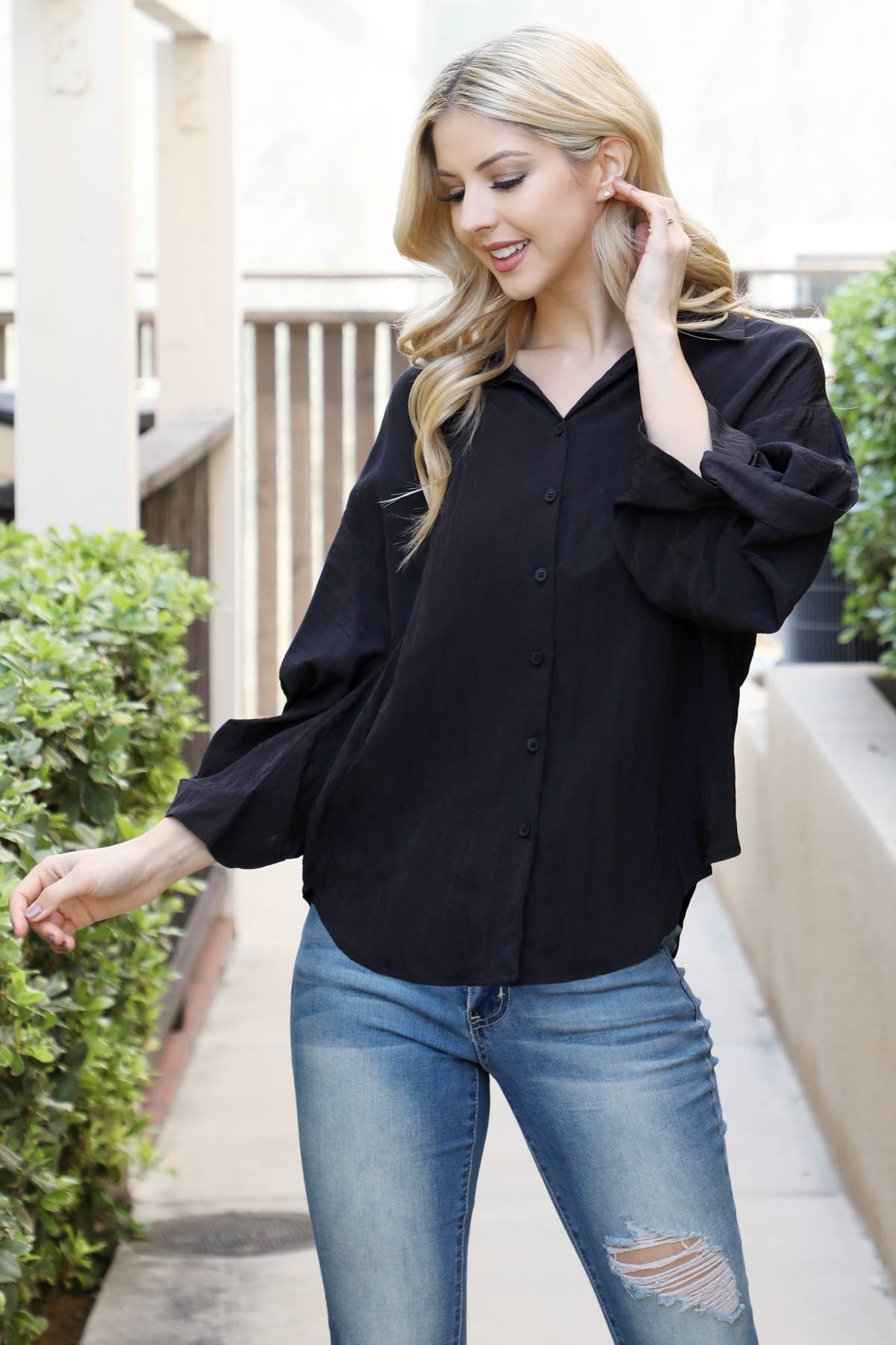 Black Button Down 3/4 Sleeve Top