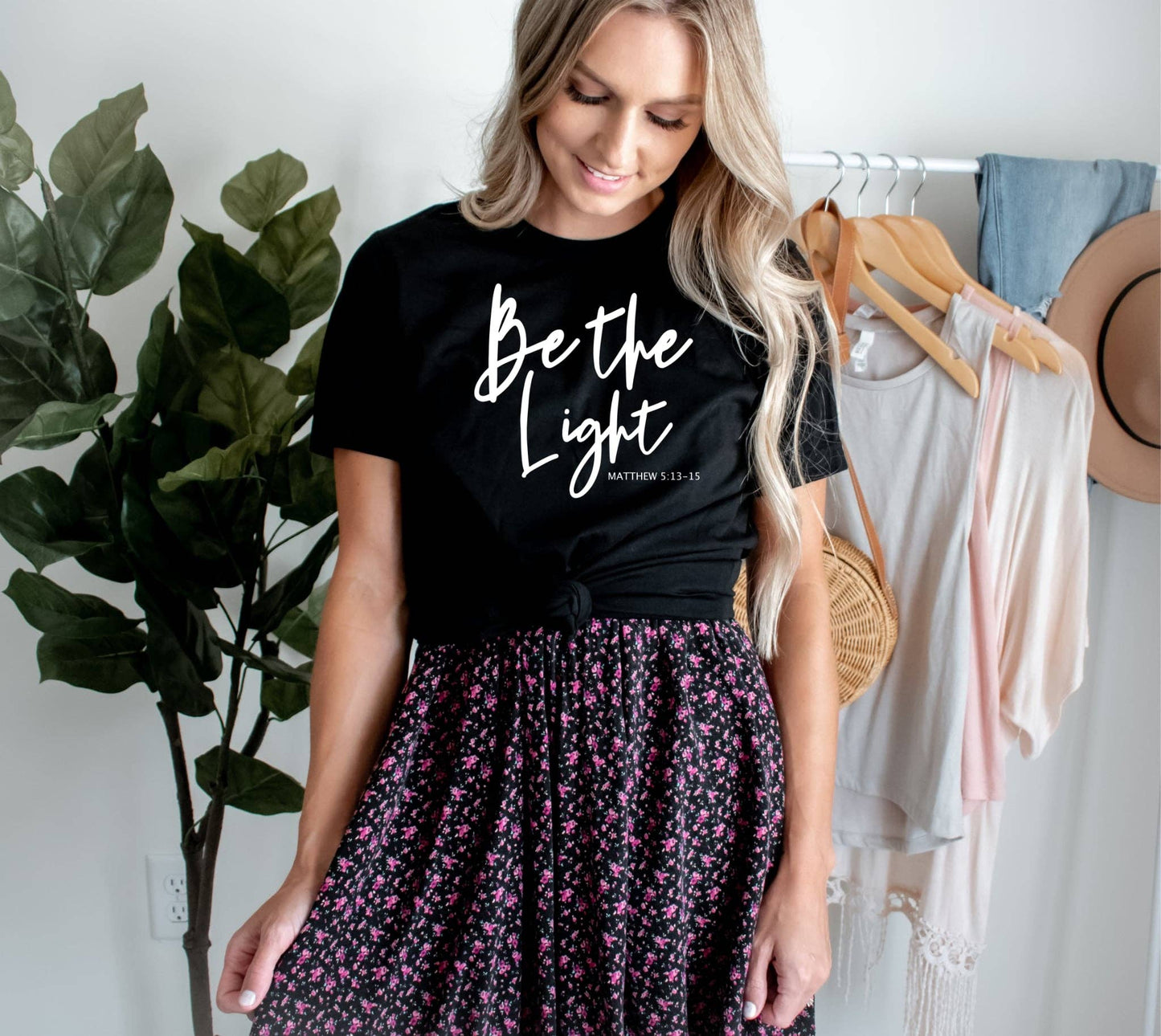 Be The Light, Graphic Tshirt S-2XL